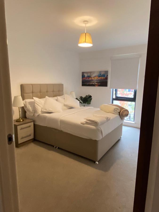 Modern Spacious 1 Bed Flat In Birmingham City Centre With Free Parking, Fast Free Wifi And Netflix Ngoại thất bức ảnh